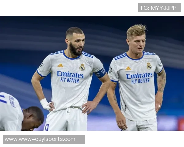 武汉足球队快攻战术分析及其在欧冠赛场上的成败得失 武汉足球队快攻战术分析及其在欧冠赛场上的成败得失