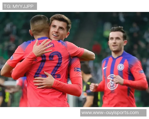 重庆篮球队以52分领跑世锦赛积分榜欧冠足球赛季精彩纷呈