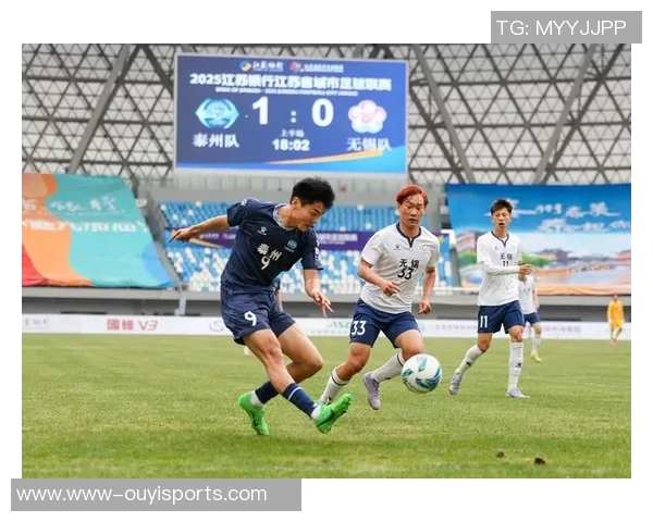 今年运动数据足球盛宴深入解析上海足球队的团队合作与默契精神